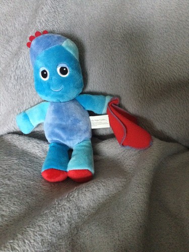 Soft singing iggle - singing, piggle