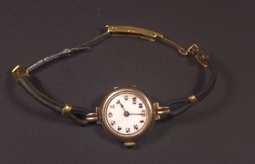Gold 9ct watch ladies 1920