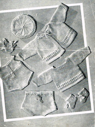 Dolls knitting pattern fit - ,