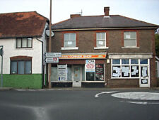 Photo 6x4 The most viewed shop on the A29 for rent Pulborough Formerly th c2009