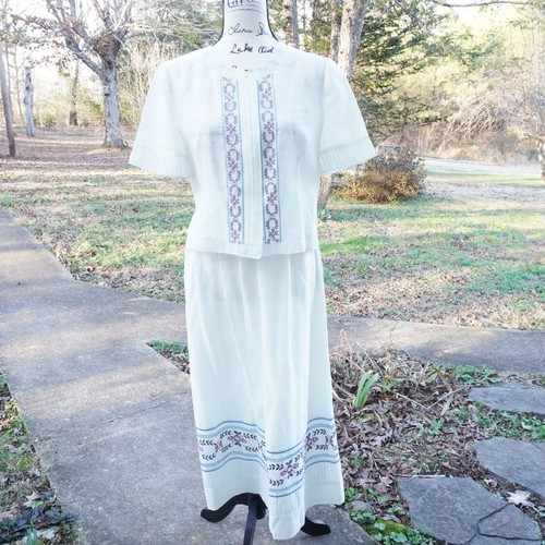 Vintage white linen - vintage,