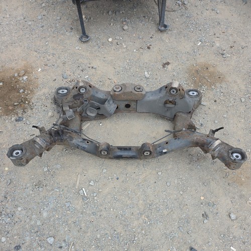 Bmw e90 e91 - bmw, subframe