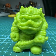 Bad Eggz Bunch #21 Poacher (Green) RARE Vintage Galoob Mini-Figure 1992