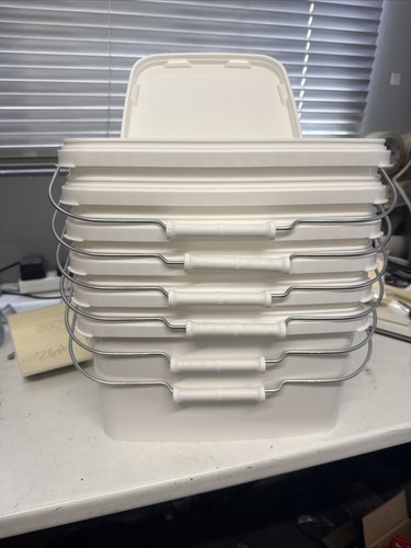 Litres white plastic - 5,