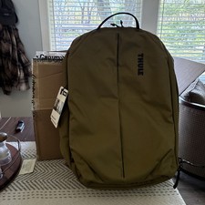 Thule Aion 40L Travel