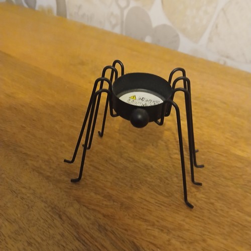 Metal spider shaped tealite - metal,