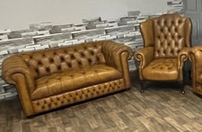 Chesterfield fully buttoned