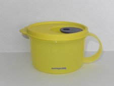 Tupperware 2-cup CrystalWave