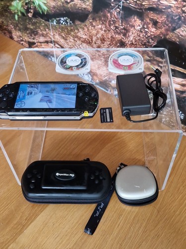 Sony psp 1003 console bundle - sony,