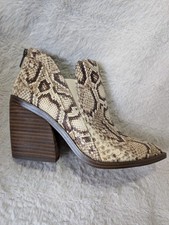 Vince Camuto VC Gradina Snake