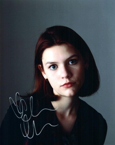 Claire danes signed 8x10 photo - danes,