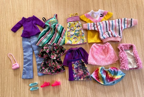 Barbie lot mixed - of,