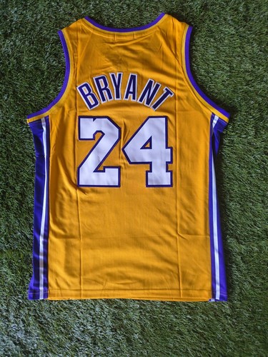 Retro kobe bryant lakers - retro,