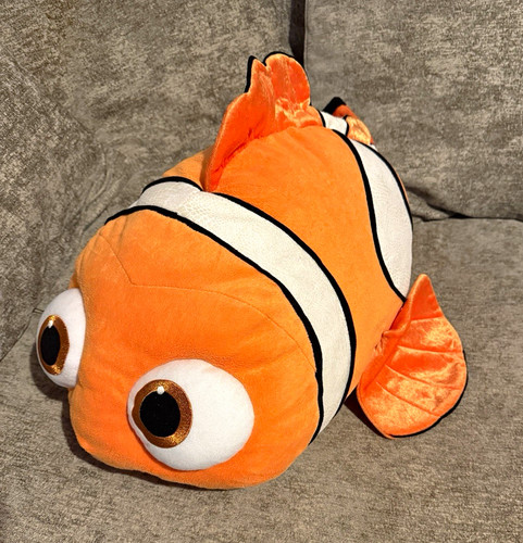 Disney finding nemo - disney, clownfish
