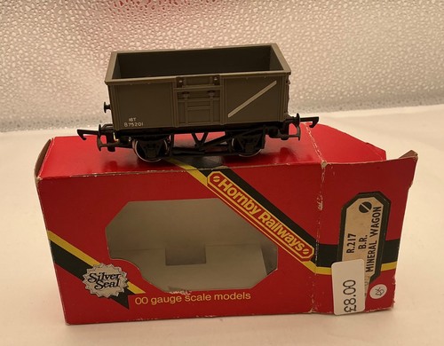 Boxed hornby gauge - boxed, r217