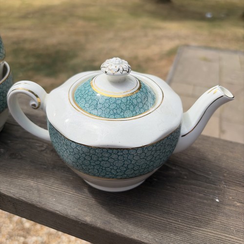 Wedgwood garden design tea - tea, pot