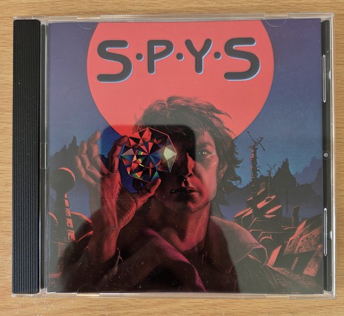 Spys behind - spys, lines