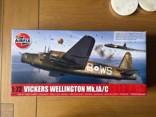 Airfix scale vickers - airfix,