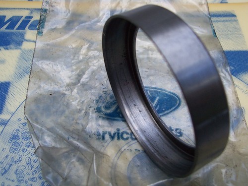 New genuine ford 2000e axle - ford,
