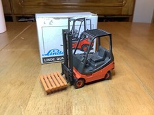 Gama 2421 1/24th Scale Linde