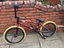 Subrosa arum 2015 - arum, bmx
