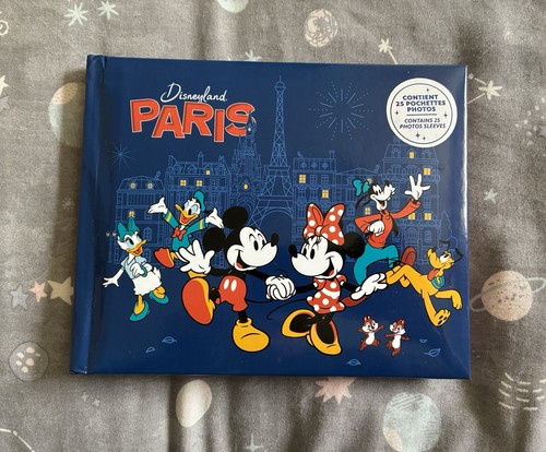 Disneyland paris autograph - disneyland,