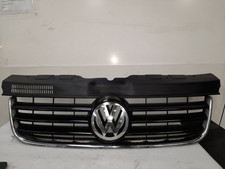 Volkswagen VW T5 Caravelle Front Grill 7H5807101 