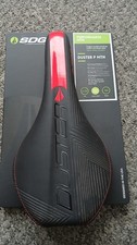 SDG Duster MTN P Cro-Mo Rail Saddle red and black