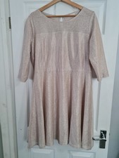 Kaliko size 18 shimmer beige