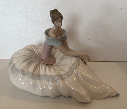 Nao 1266 figurine - figurine, large