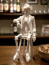 Forgotten bar skeleton - bar,