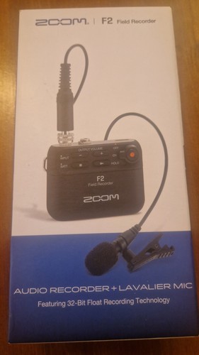 Zoom field recorder with - field,