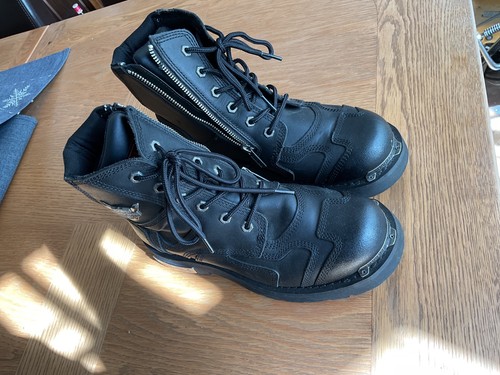 Harley davidson riding - harley, boots