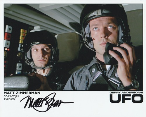 Ufo signed photo - -, x