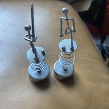 Bins Vintage Kinetic Motion