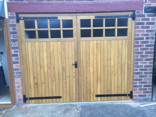 Oak pane garage - 16,