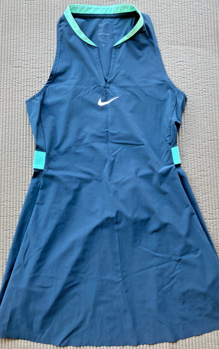 Used nike dark - used, navy