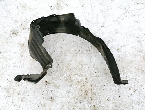 638405m400 front plastic - ,
