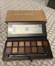 Anastasia Beverly Hills - Soft
