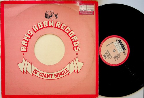 Funk deluxe dance - deluxe, off