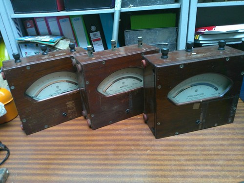 Vintage volt amp - dc, volt,
