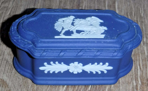 Wedgwood jasperware dark - jasperware,