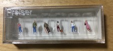 Preiser figures Standing