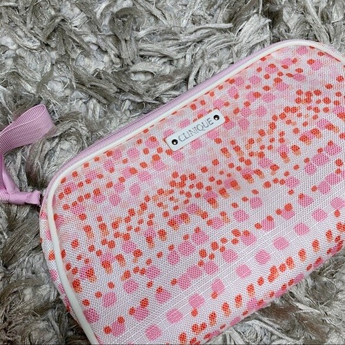 Clinique pretty love red lips - clinique,