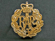 RAF Cap Hat Beret Badge w/