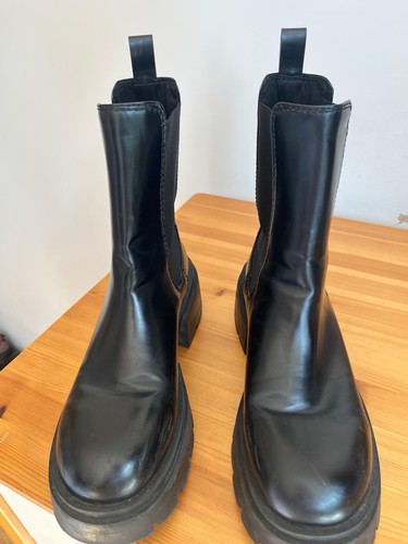Ladies black faux leather - h&m,
