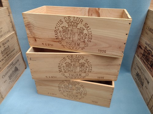 Chateau yquem wooden wine - ~,
