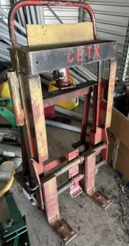 Wesco roll lift machinery - lift,