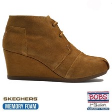 LADIES SKECHERS LEATHER MEMORY