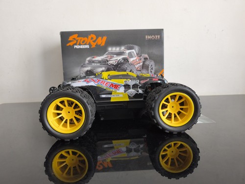 Car brushed rc truck - 1/10,